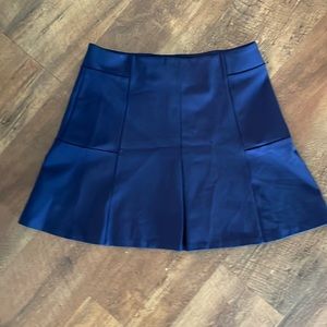 Vineyard Vines Navy skirt